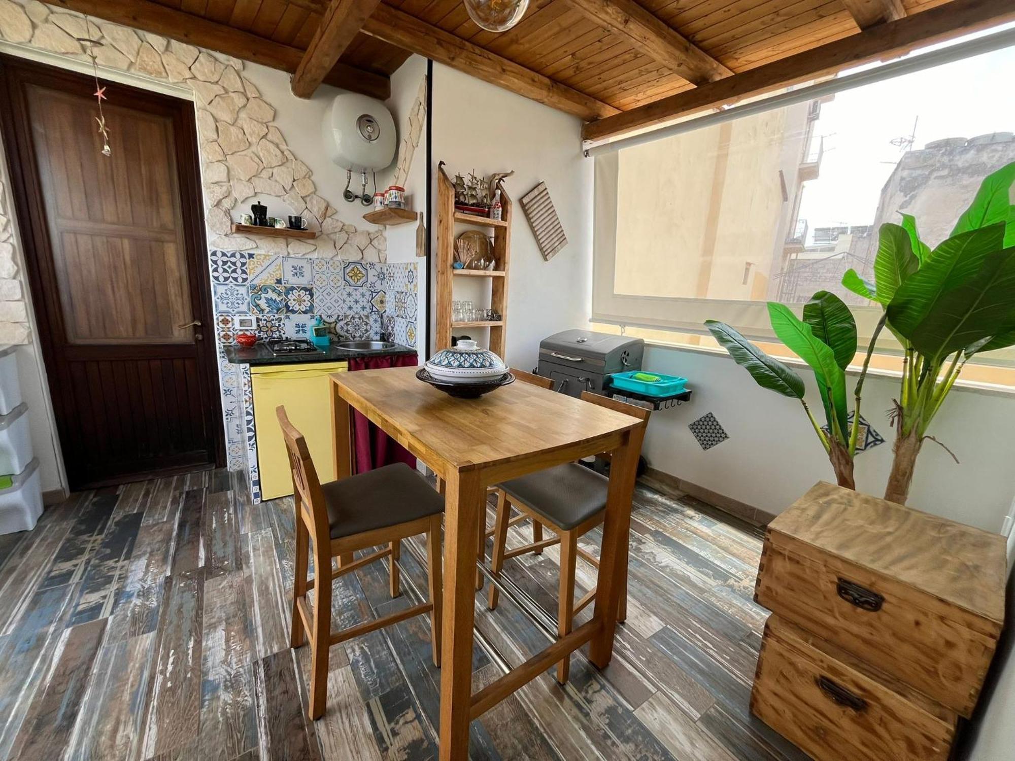 Casa Di Dalila Apartment Трапани Екстериор снимка
